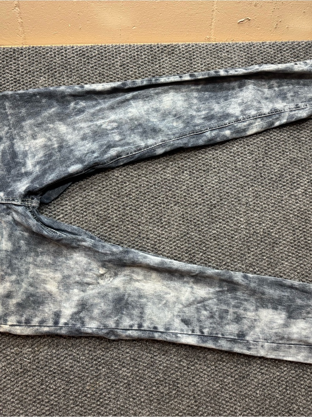 Almost Famous Women's Acid-Wash Skinny Jeans - Gray Black